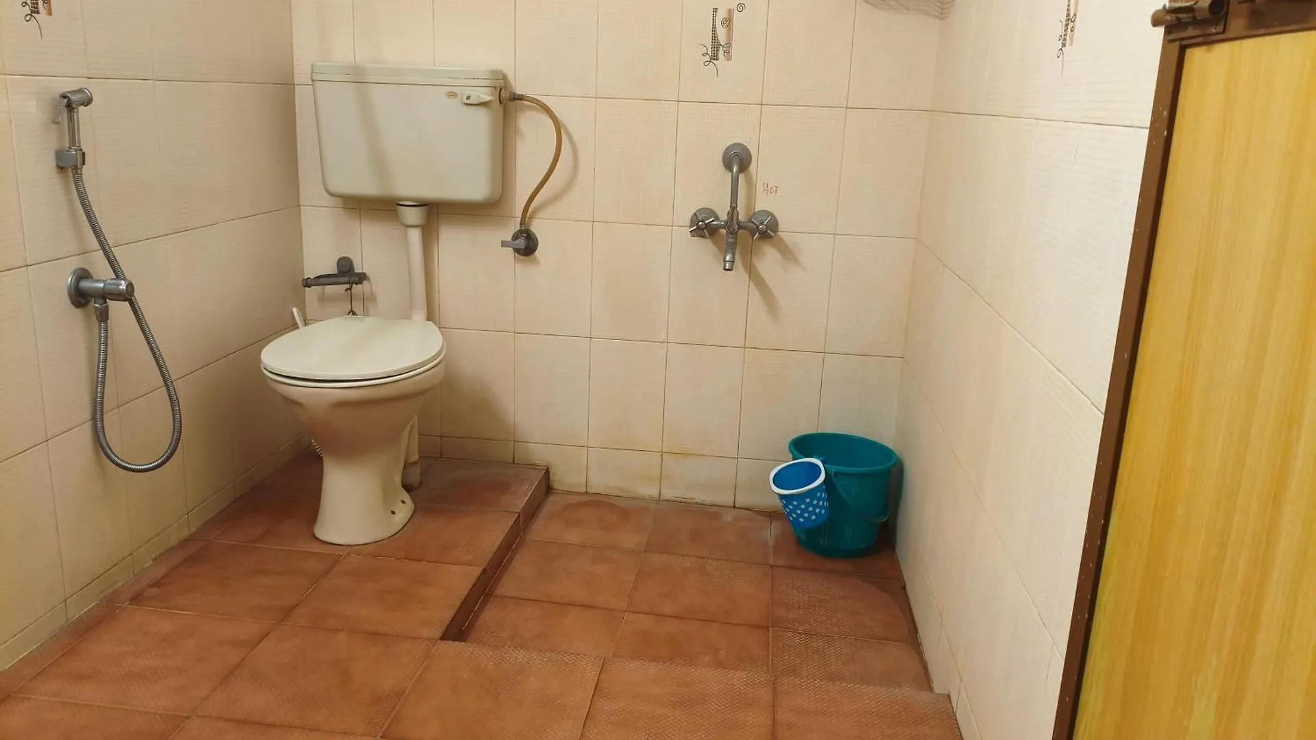 Kochi Tagundnacht Homestay